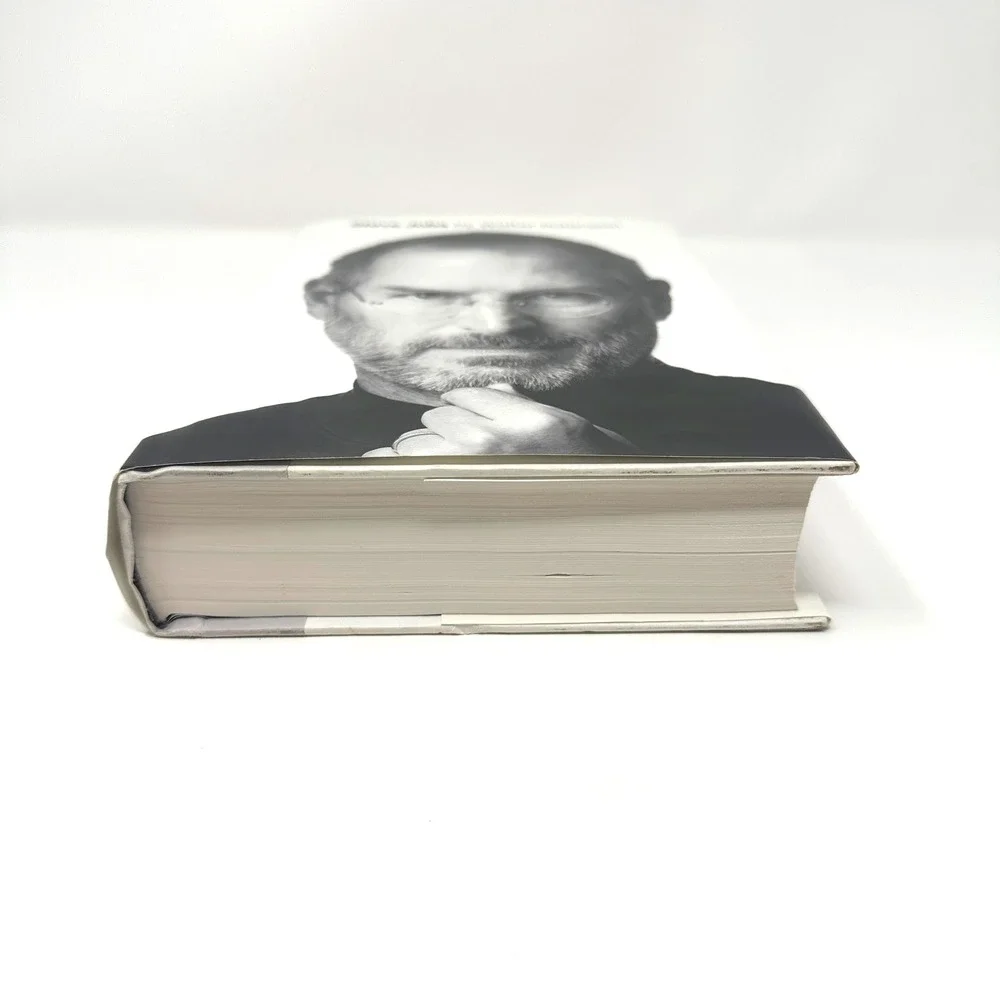Steve Jobs Walter Isaacson Hardcover Book Apple CEO Simon Schuster 2011